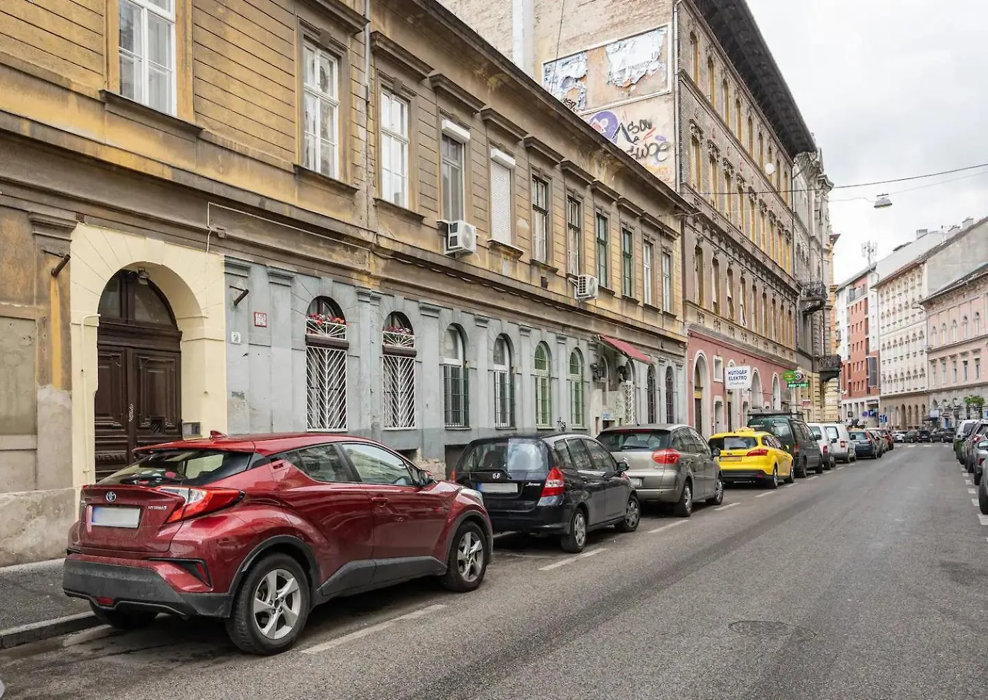 Dob-Lak With Free Private Parking Apartment Budapest Hungary