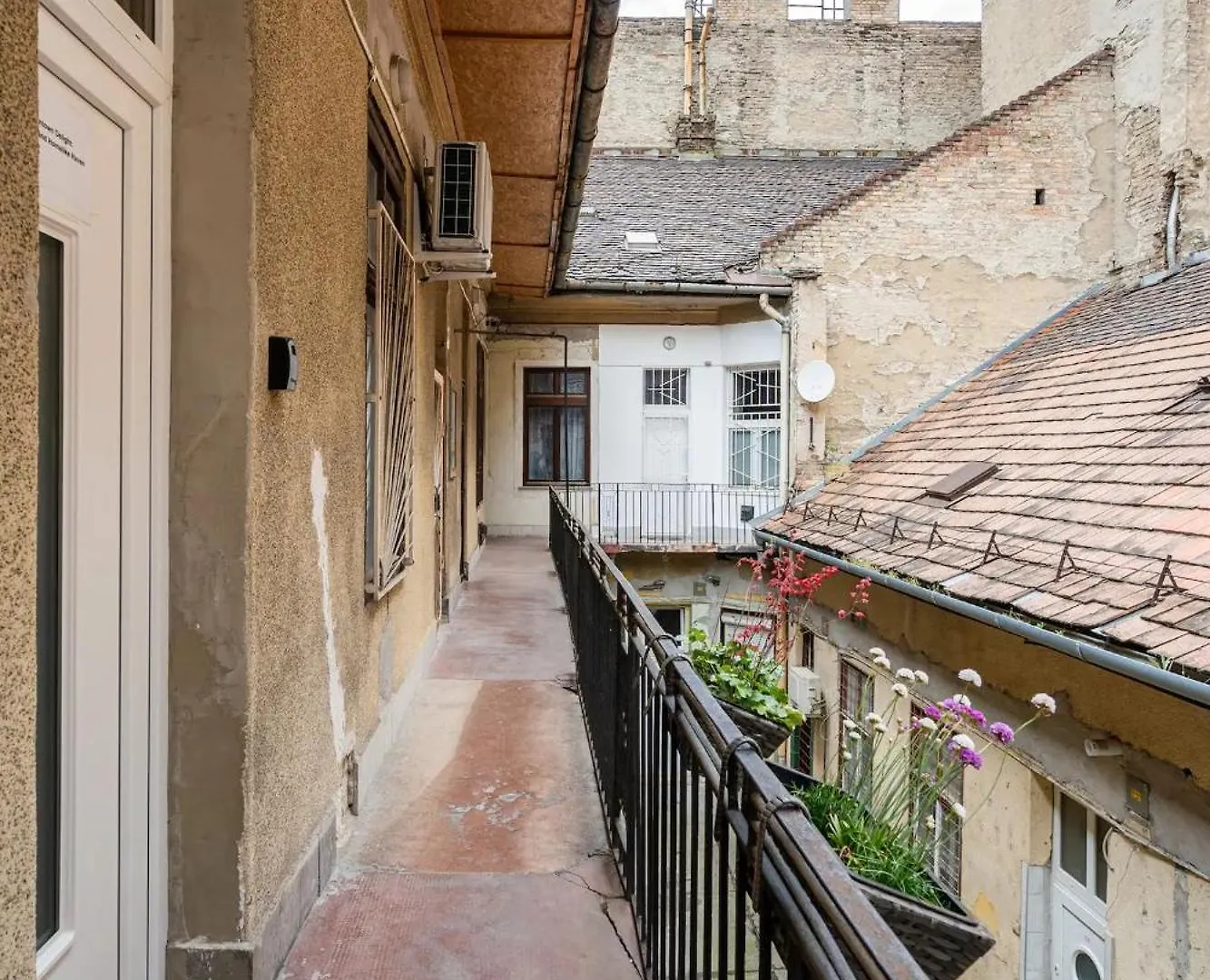 Dob-Lak With Free Private Parking Apartment Budapest